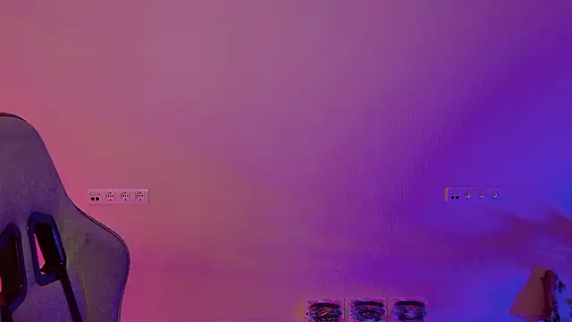 Snapshot of Yoka_paradoXXX chatting on 02-11-26, 09:47 Yoka paradoXXX online show from 02-11-26, 09:47