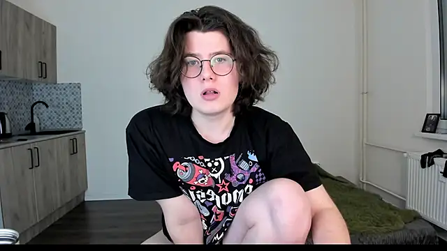 Snapshot of Derek_Shameless chatting on 02-07-26, 04:22 Derek Shameless online show from 02-07-26, 04:22