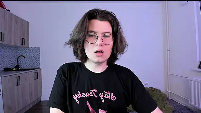 Snapshot of Derek_Shameless chatting on 02-21-26, 04:41 Derek Shameless online show from 02-21-26, 04:41