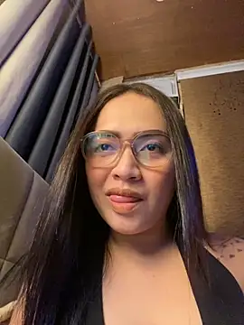 yourdevilsweettsx online show from 11-04-25, 03:22