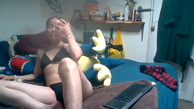 sweethanajapanese online show from 10-17-25, 12:08