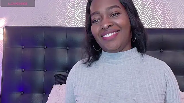 NaiaraMasson  online show from 11-03-25, 12:28