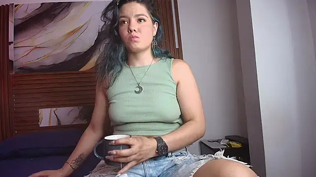 Evelin thompsson online show from 10-04-25, 03:04