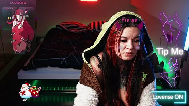 Sabien DeMonia online show from 10-19-25, 07:14