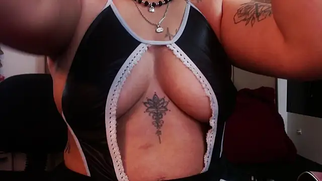 MIA  SPENCER online show from 02-07-26, 04:43