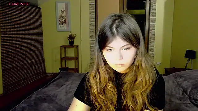 Snapshot of Lilly_Jess chatting on 10-10-25, 06:51 Lilly Jess online show from 10-10-25, 06:51