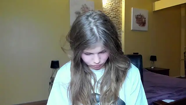 Lilly Jess online show from 11-20-25, 06:18