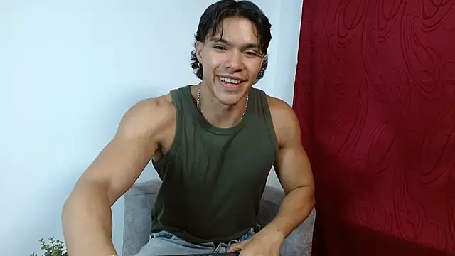 Snapshot of adriel_escalante chatting on 10-02-25, 01:34 adriel escalante online show from 10-02-25, 01:34