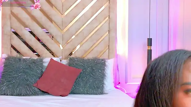 Rossie-Cameron online show from 01-06-26, 11:07