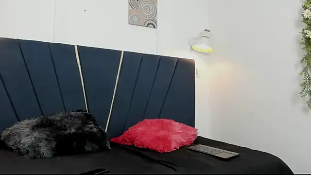 hotvain cum23 online show from 10-19-25, 08:37