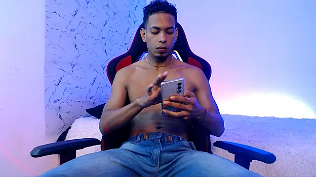 lorian vikel online show from 11-26-25, 09:05