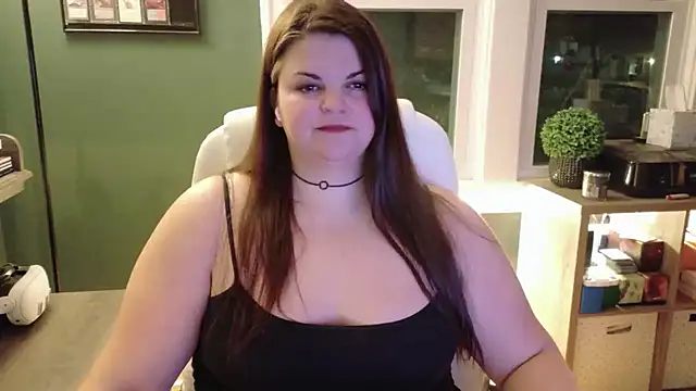 PlayWithBrittany online show from 12-02-25, 11:00