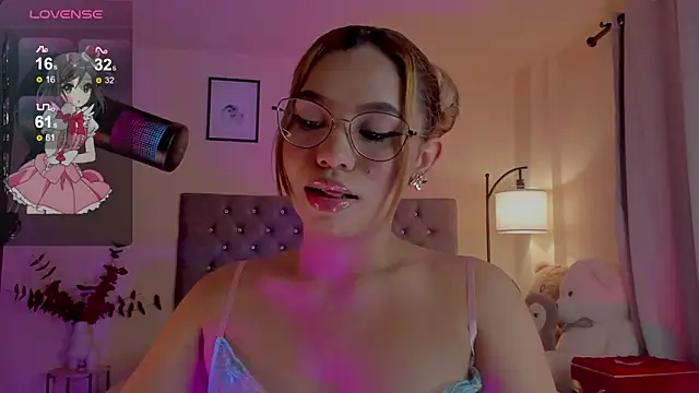 OxanaFedorova1- online show from 12-13-25, 07:53