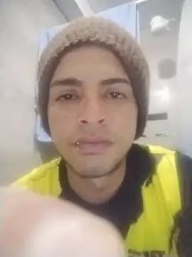 Snapshot of ThiagoFernandezChancay25 chatting on 10-26-25, 01:44 ThiagoFernandezChancay25 online show from 10-26-25, 01:44