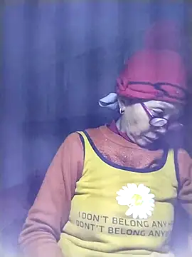 Snapshot of -Xuka-200 chatting on 01-07-26, 12:29 -Xuka-200 online show from 01-07-26, 12:29