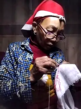 Snapshot of -Xuka-200 chatting on 02-04-26, 11:38 -Xuka-200 online show from 02-04-26, 11:38