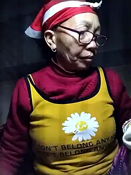 Snapshot of -Xuka-200 chatting on 02-04-26, 11:53 -Xuka-200 online show from 02-04-26, 11:53