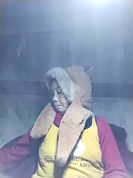 Snapshot of -Xuka-200 chatting on 02-09-26, 03:38 -Xuka-200 online show from 02-09-26, 03:38