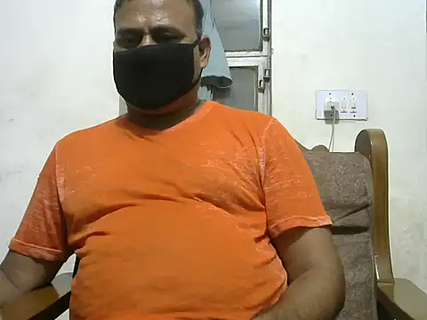 Famit025 online show from 09-10-25, 06:08