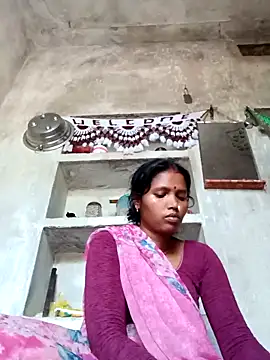 Snapshot of Cm_pooja chatting on 09-14-25, 03:16 Cm pooja online show from 09-14-25, 03:16