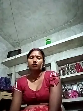 Snapshot of Cm_pooja chatting on 09-22-25, 07:05 Cm pooja online show from 09-22-25, 07:05