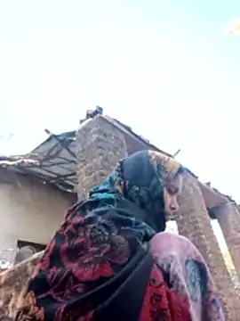 Snapshot of Cm_pooja chatting on 11-29-25, 03:53 Cm pooja online show from 11-29-25, 03:53