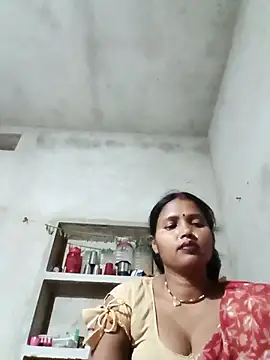 Snapshot of Cm_pooja chatting on 06-18-26, 06:12 Cm pooja online show from 06-18-26, 06:12