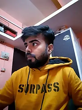 soniriyaa010101 online show from 01-14-26, 01:00