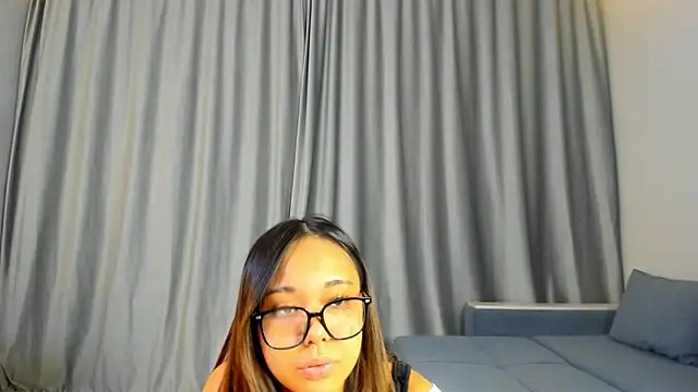 Snapshot of harimin chatting on 10-10-25, 01:21 harimin online show from 10-10-25, 01:21