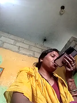 SweetKomal89 online show from 10-29-25, 07:32