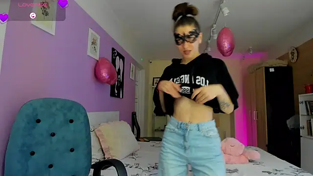 dark summer online show from 02-24-26, 05:22