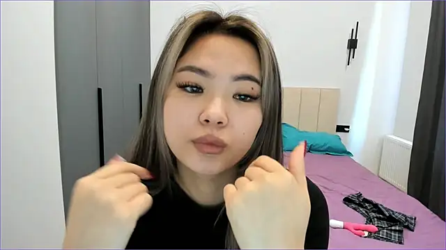 Maakimita online show from 10-28-25, 07:45