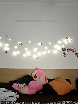 Lusty jasminee online show from 02-05-26, 04:44