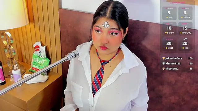 Snapshot of mysticlatina1 chatting on 02-01-26, 11:53 mysticlatina1 online show from 02-01-26, 11:53