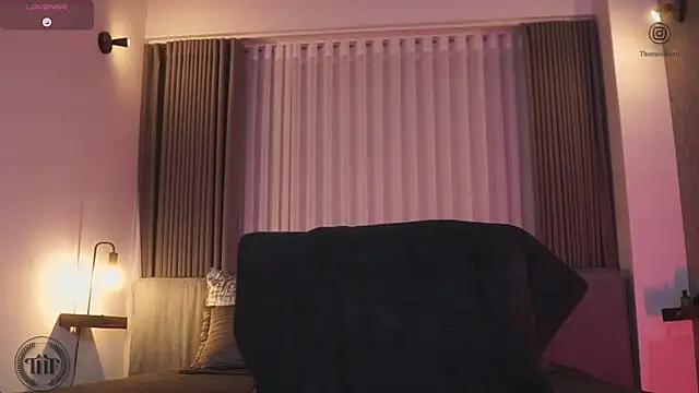 Thomas Falcon online show from 11-04-25, 12:43