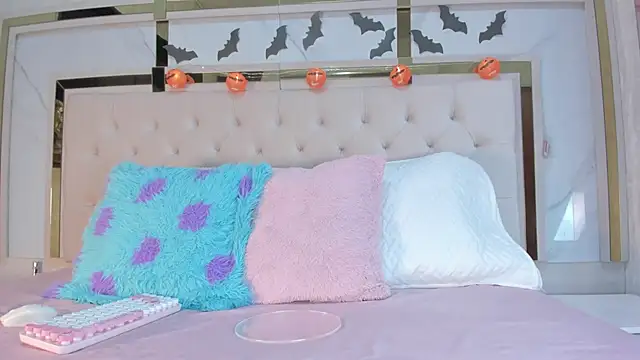 Cameron Hearts online show from 10-16-25, 12:28