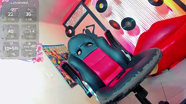 Alondra Campbell online show from 12-19-25, 03:24