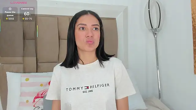 Skylerwhite02 online show from 01-06-26, 07:50