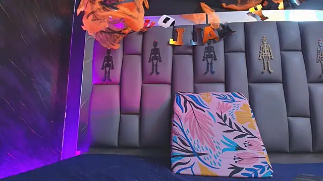 kissme luna online show from 11-01-25, 07:38