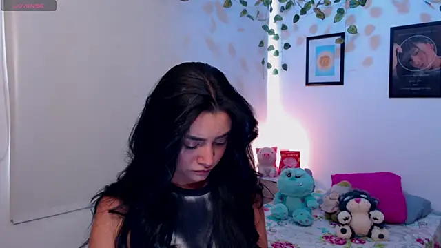 MarilynWhite  online show from 10-14-25, 05:58