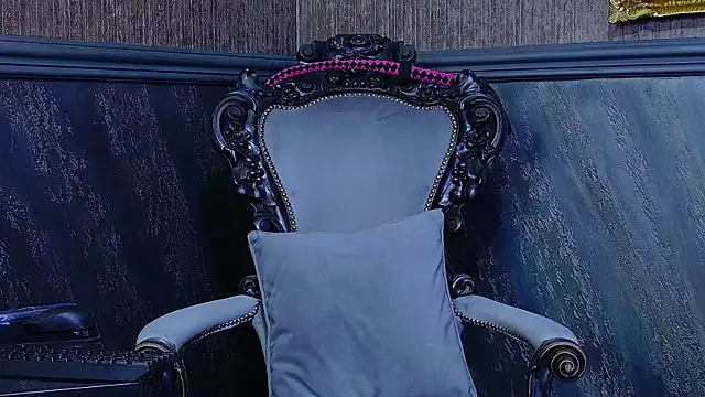 Snapshot of TiffanySia chatting on 10-30-25, 05:20 TiffanySia online show from 10-30-25, 05:20