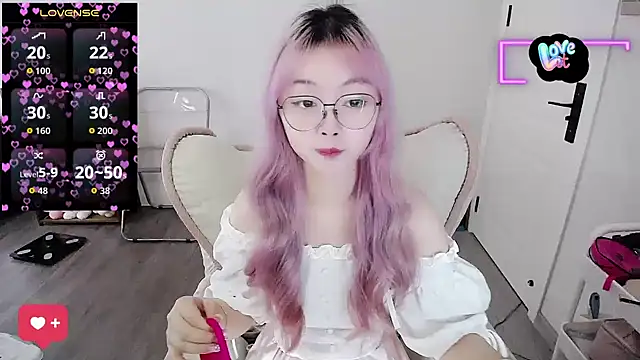 baby-yaya20 online show from 09-22-25, 05:09