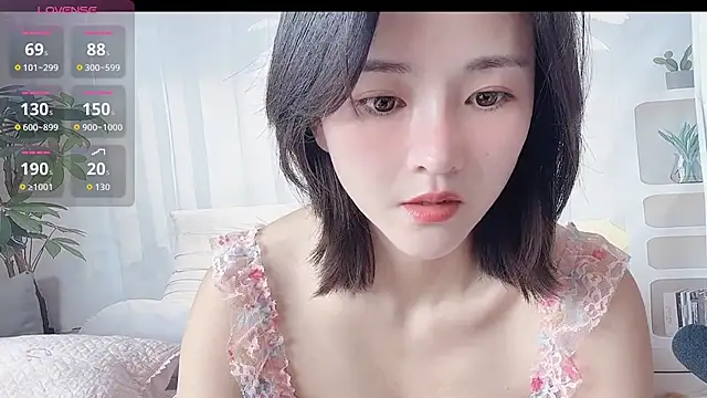 Snapshot of Crystal_168 chatting on 09-26-25, 12:25 Crystal 168 online show from 09-26-25, 12:25