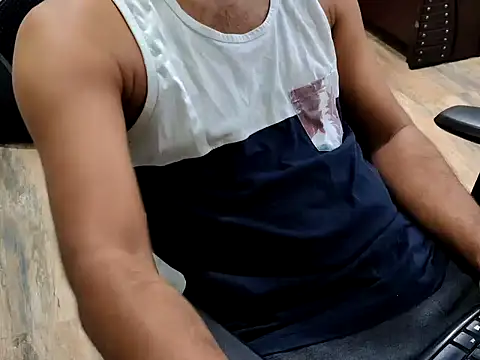 Snapshot of ZoroArcher chatting on 09-25-25, 06:22 ZoroArcher online show from 09-25-25, 06:22