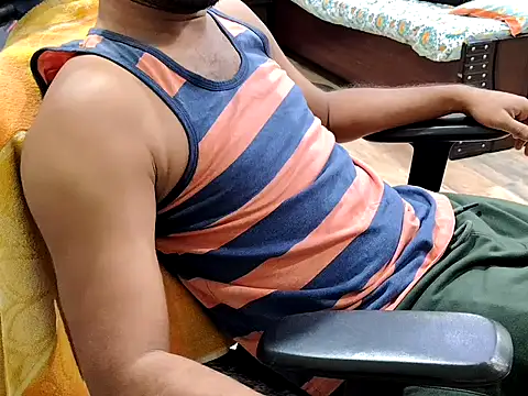 Snapshot of ZoroArcher chatting on 10-29-25, 07:04 ZoroArcher online show from 10-29-25, 07:04