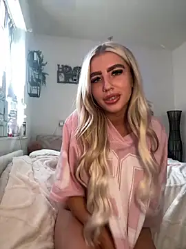 BlondeBetty online show from 09-12-25, 07:52