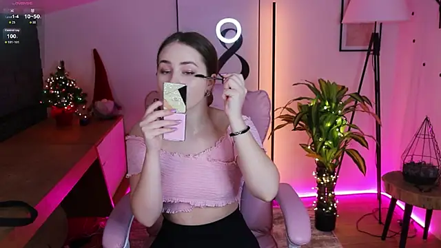 Sweet  Amily online show from 12-04-25, 07:17