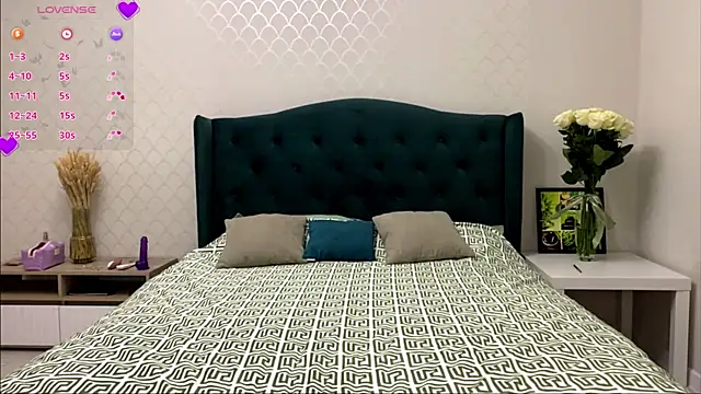 Jessica1West online show from 10-25-25, 04:57