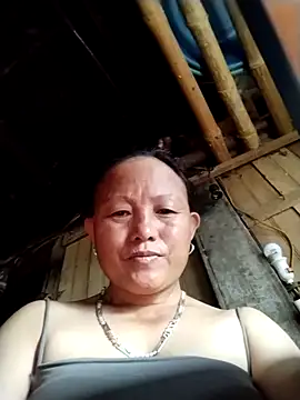 Snapshot of Samdim23 chatting on 10-30-25, 01:51 Samdim23 online show from 10-30-25, 01:51