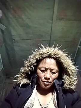 Snapshot of Samdim23 chatting on 11-02-25, 01:24 Samdim23 online show from 11-02-25, 01:24